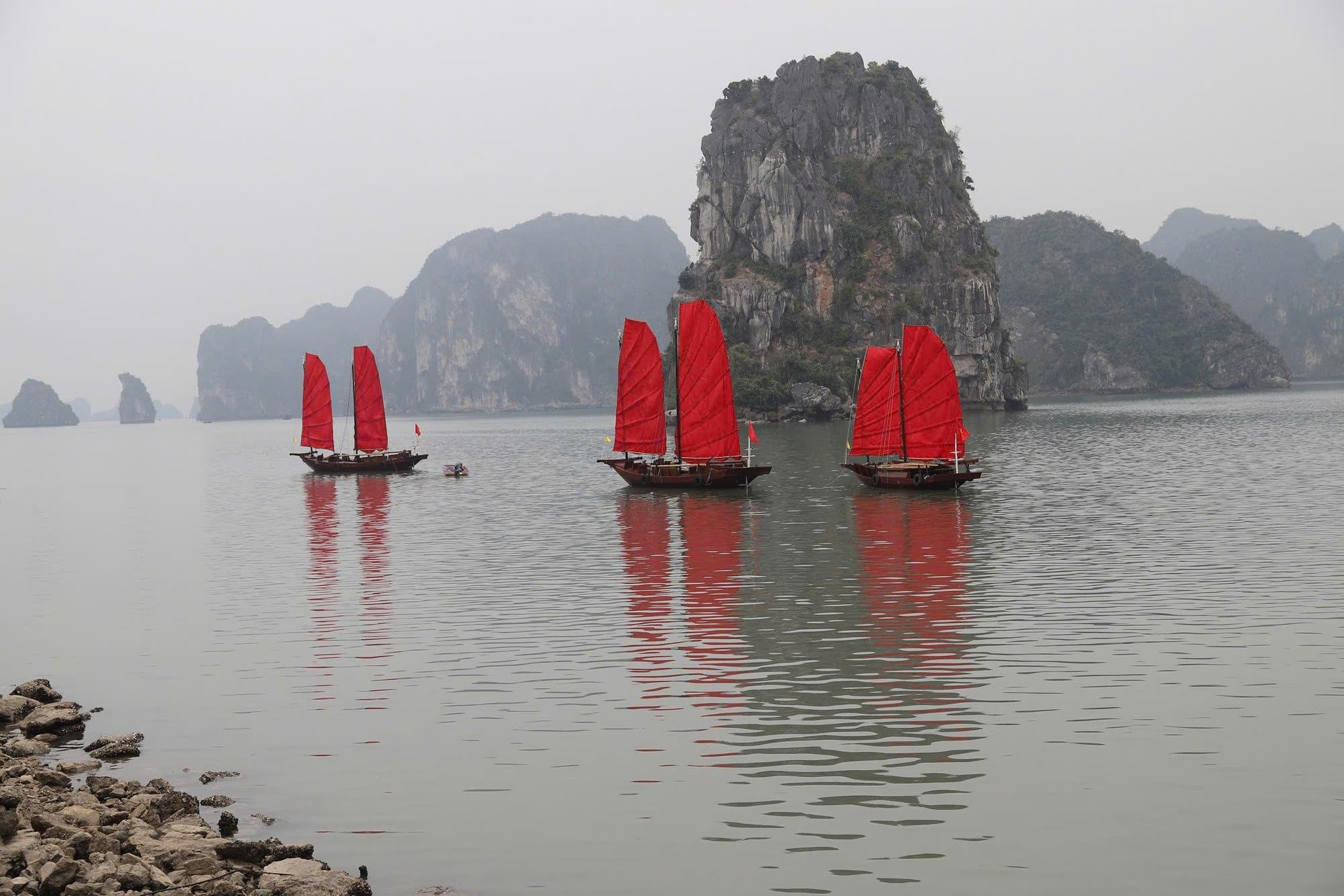 vinh-ha-long_1776875386.jpg