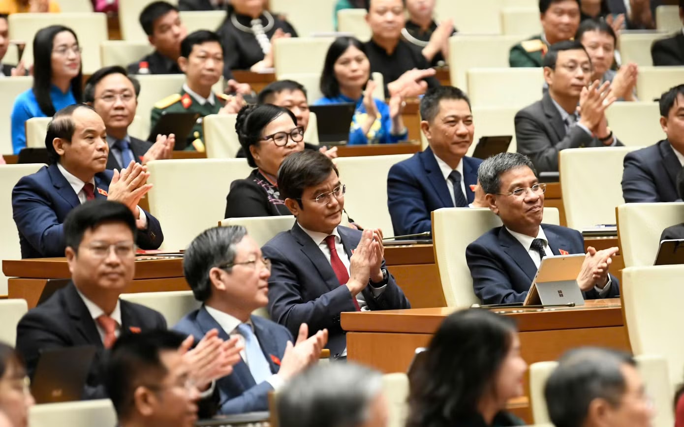 Quốc hội cho phép bổ sung nguồn cải cách tiền lương - Ảnh 2.