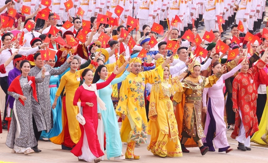 Chính thức: Người dân Việt Nam có thêm 1 ngày nghỉ lễ, được hưởng nguyên lương - Ảnh 1.