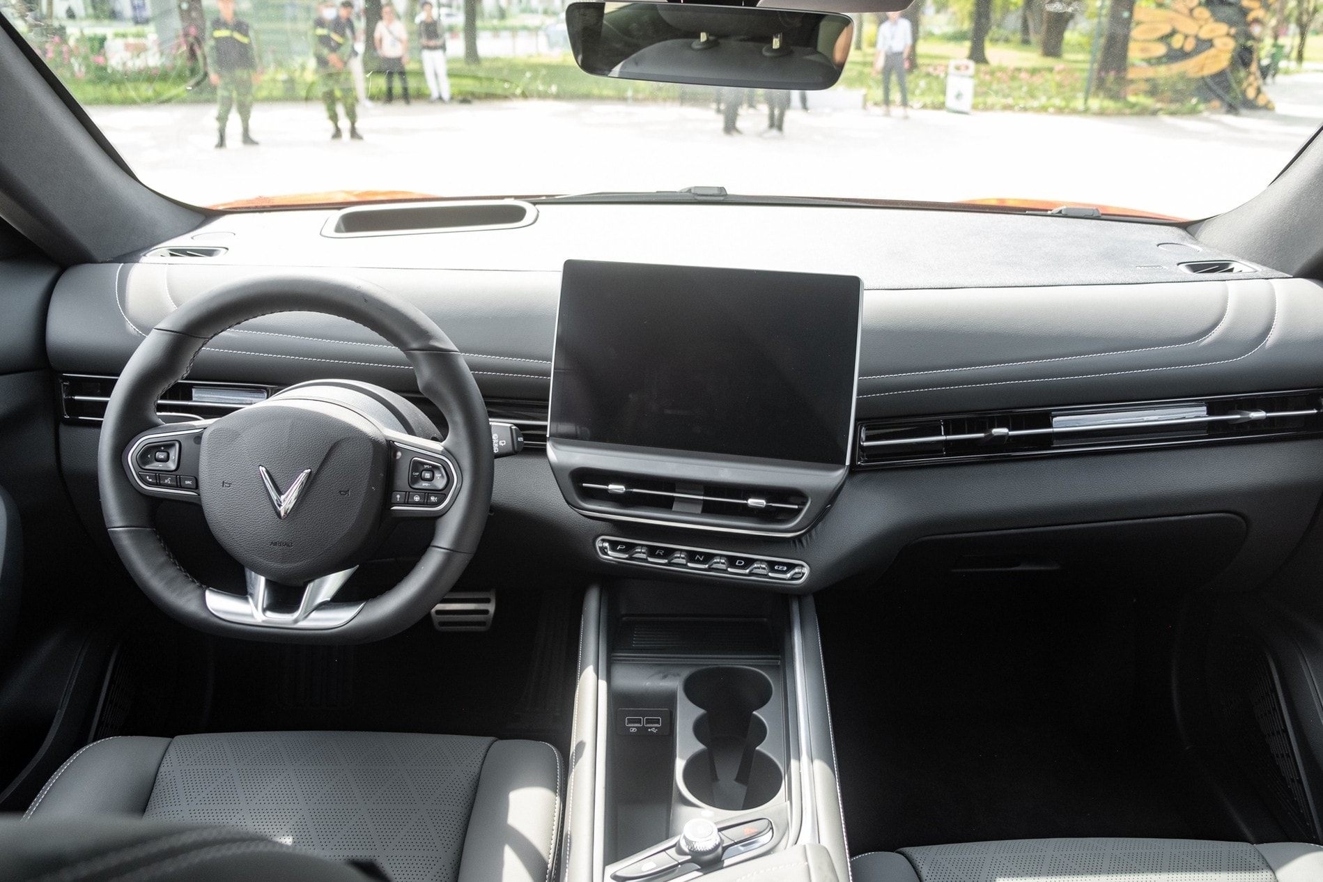 noi-that-vf7-1.jpg