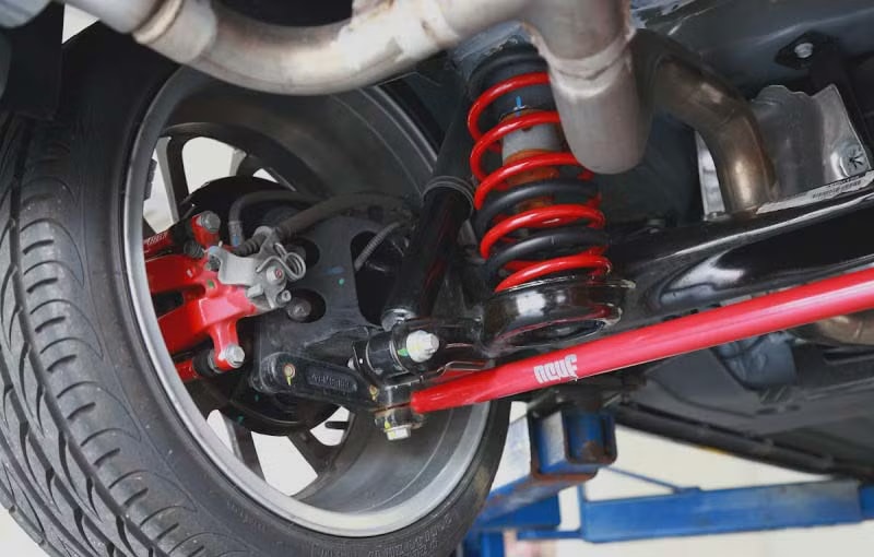 Những bộ phận trên ô tô cần kiểm tra trước khi đi xa dịp lễ - Ảnh 4.