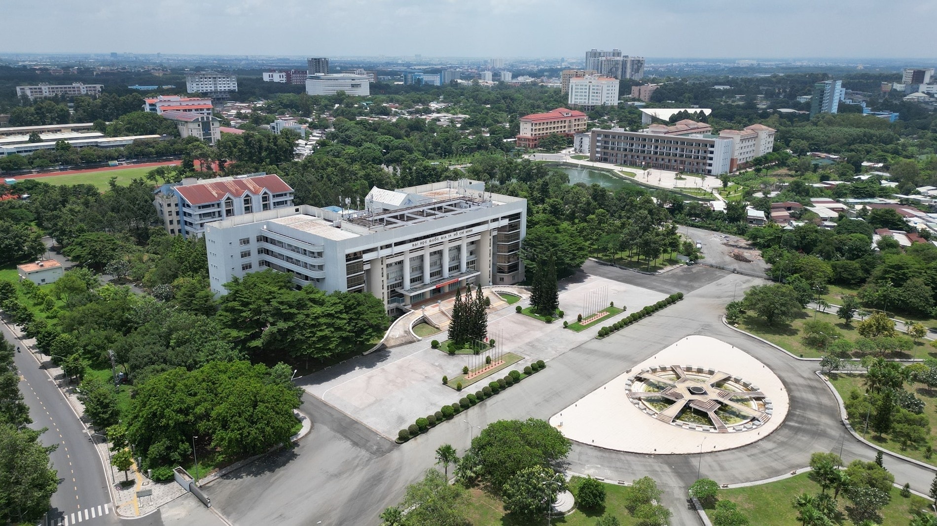 dh-quoc-gia-tp.hcm-2.jpg