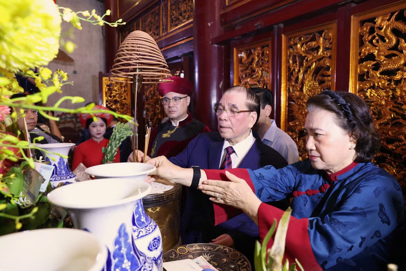 Tổng Bí thư, Chủ tịch nước Tô Lâm dâng hương Giỗ Tổ Hùng Vương - Ảnh 10.