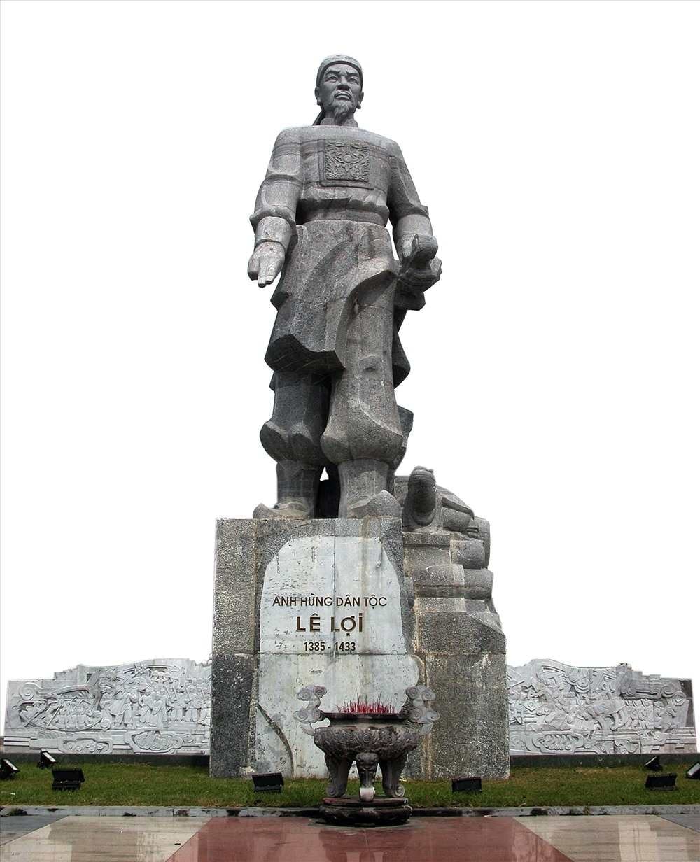 lehoan1.jpg