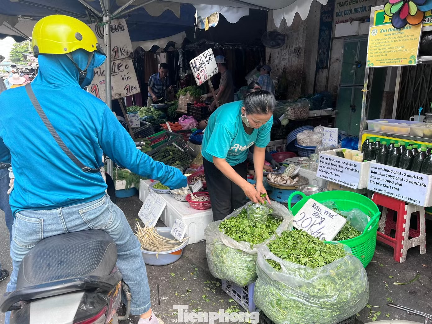 Đầu vào hạ nhiệt, quán ăn vẫn ‘án binh bất động’ - Ảnh 2.