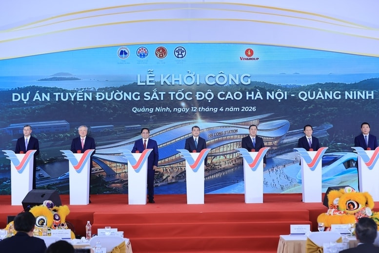 Lợi nhuận Vingroup (<a style='text-decoration: none;' href='/VIC'>VIC</a>) tăng 150% trong quý I, doanh số VinFast bứt tốc - Ảnh 2.