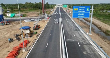 Chỉ vài giờ nữa, Việt Nam chính thức thông xe trở lại tuyến cao tốc hơn 17.000 tỷ đóng vai trò huyết mạch ở 'cửa ngõ' miền Tây