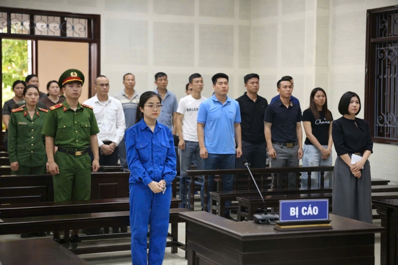 giadinh.mediacdn.vn-296230595582509056-2026-4-26-_anh-bi-cao-phung-thi-minh-hang-1777207595002909318736.jpg
