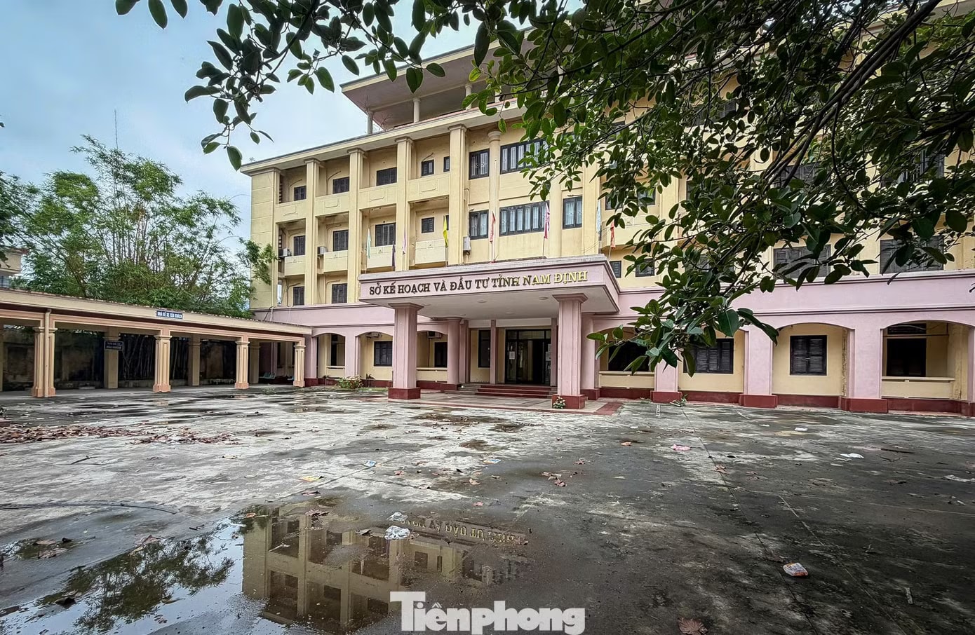 Cảnh hàng loạt trụ sở dôi dư bỏ trống sau sáp nhập ở Ninh Bình - Ảnh 14.