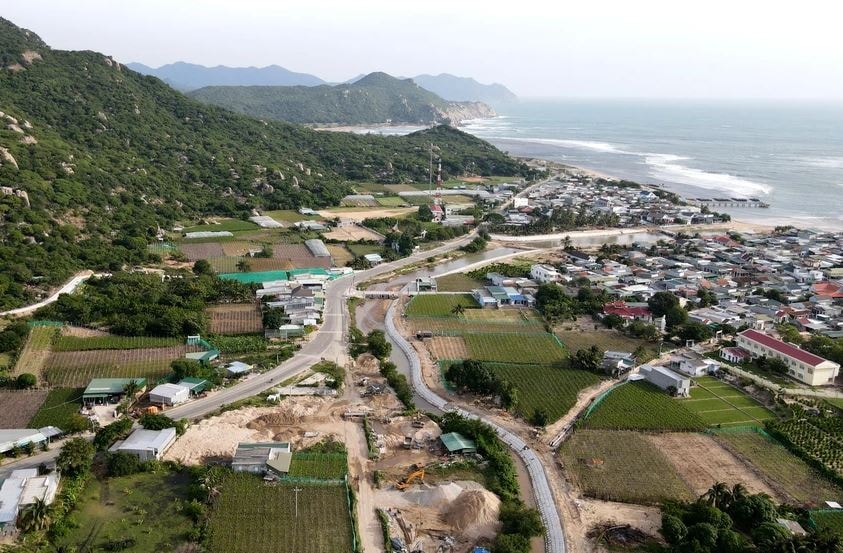 Người dân có đất bị thu hồi tại dự án điện hạt nhân đầu tiên của Việt Nam có thể nhận mức bồi thường gấp 5 lần giá đất trong bảng giá- Ảnh 2. Người dân có đất bị thu hồi tại dự án điện hạt nhân đầu tiên của Việt Nam có thể nhận mức bồi thường gấp 5 lần giá đất trong bảng giá- Ảnh 2.
