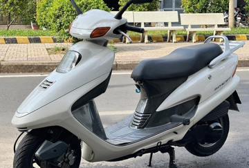 ‘Xe máy mơ ước’ của nhiều người sau 18 năm lên sàn xe cũ với giá 95 triệu: Đã lăn bánh hơn 21.000km, chủ xe nói thêm về tình trạng hiện tại