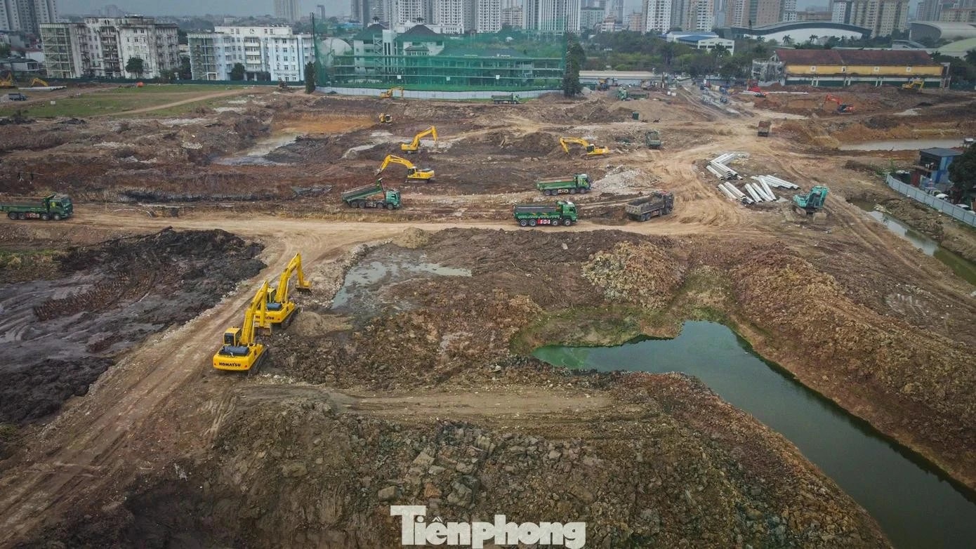 Dự án hồ Phú Đô đang được khẩn trương thi công Tháo gỡ điểm nghẽn mặt bằng thi công dự án khẩn cấp hồ điều hòa Phú Đô - Ảnh 1.