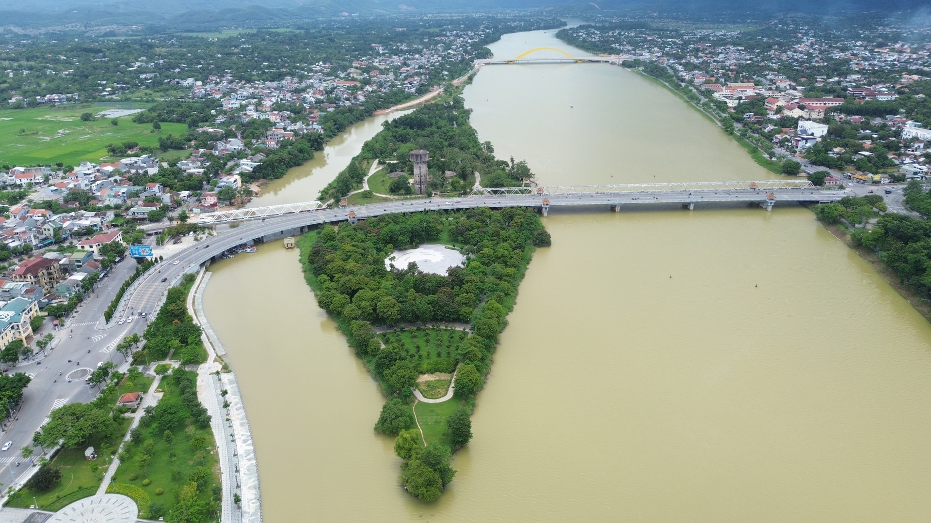 Cồn Dã Viên. Nguồn ảnh: Báo Tiền Phong Cồn Dã Viên. Nguồn ảnh: Báo Tiền Phong
