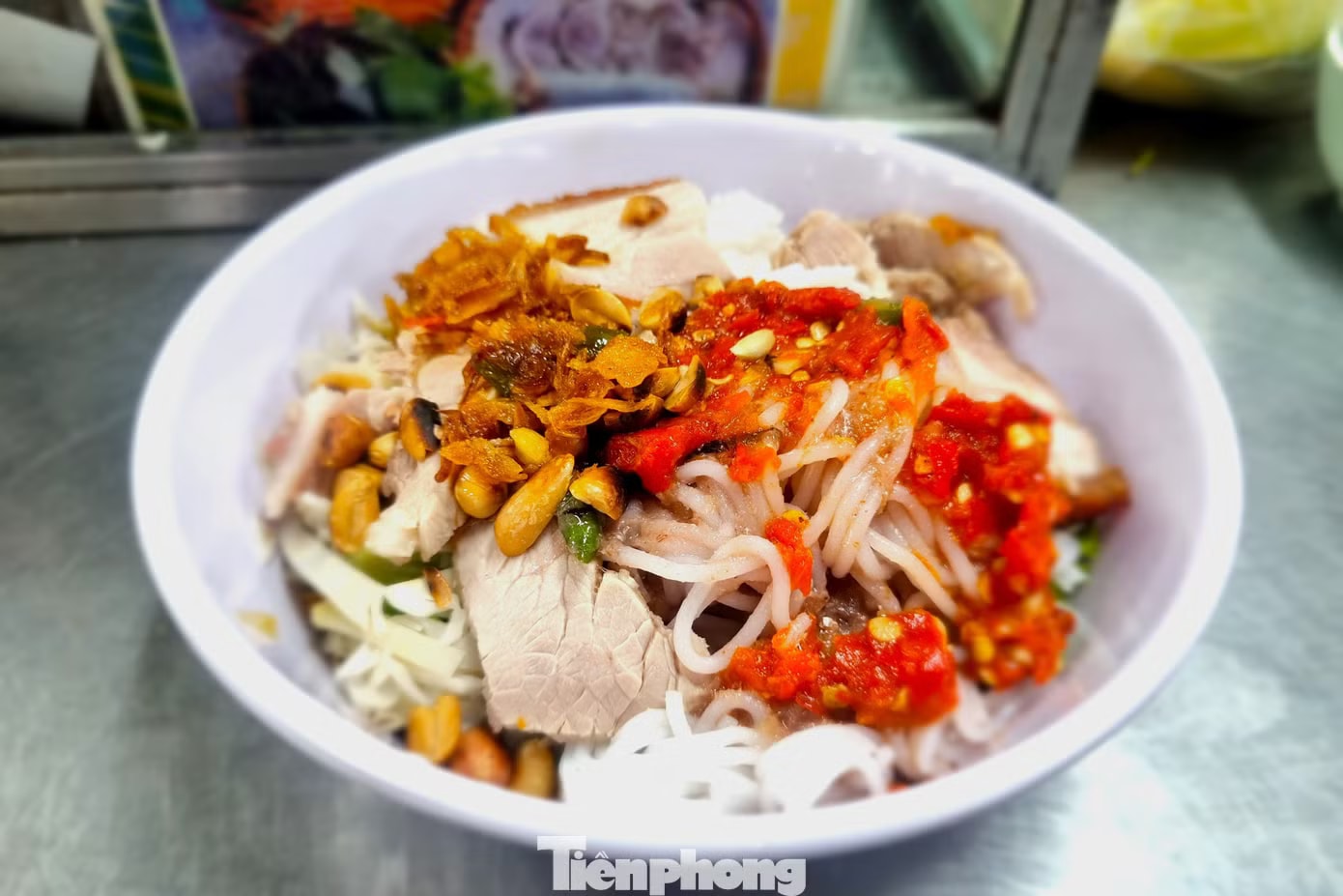 Toát mồ hôi nhìn du khách chen chân 'ăn sập' chợ Cồn Đà Nẵng - Ảnh 10.