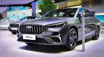 Giá chưa tới 300 triệu, uống xăng 2,22L/100 km: Hãng xe có nhà máy 4.000 tỷ tại Việt Nam gây sốc với mẫu sedan hybrid mới