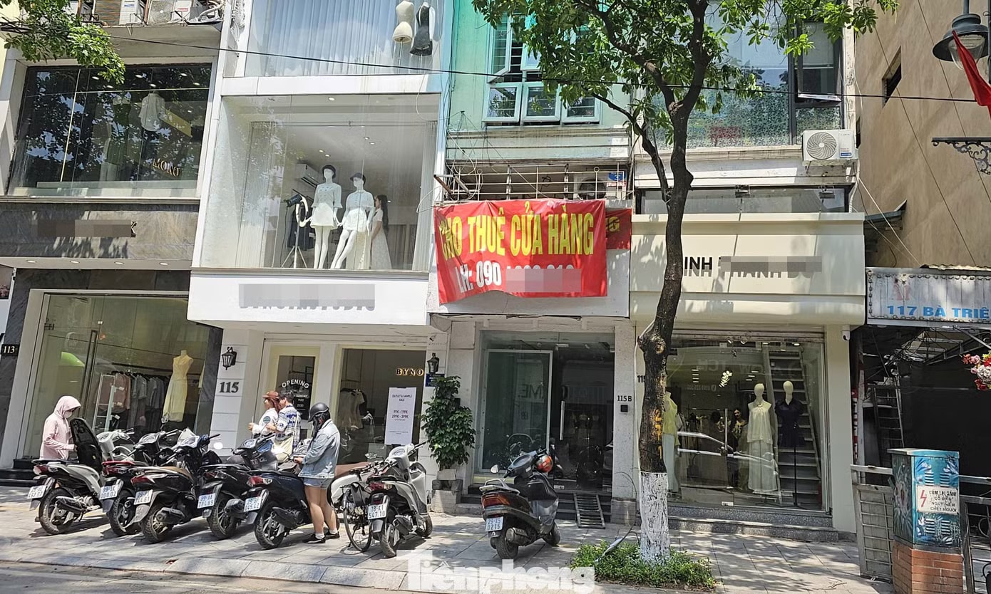 Lý do nhiều tuyến phố 'hái ra tiền' ở Hà Nội 'cửa đóng then cài' - Ảnh 4.
