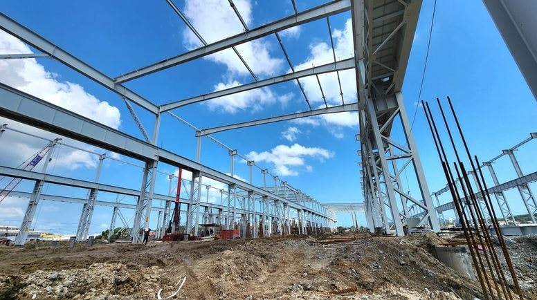 Thần tốc như Hòa Phát: Đại công trường 10.000 tỷ 'lột xác' sau 4 tháng, phấn đấu ra lò sản phẩm đầu tiên vào năm 2027- Ảnh 2. Thần tốc như Hòa Phát: Đại công trường 10.000 tỷ 'lột xác' sau 4 tháng, phấn đấu ra lò sản phẩm đầu tiên vào năm 2027- Ảnh 2.
