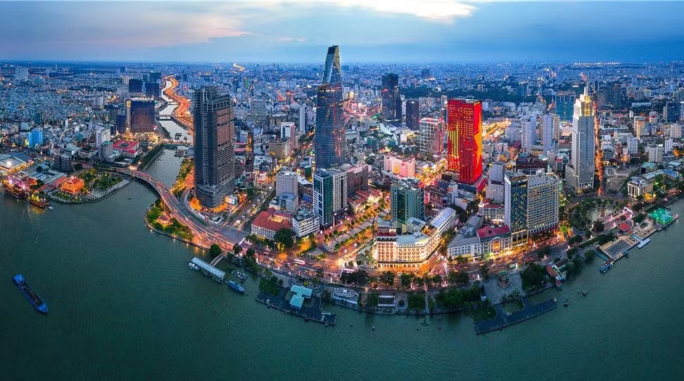 Thành phố Hồ Chí Minh là thành phố văn minh, hiện đại, năng động sáng tạo. Chính phủ phê duyệt điều chỉnh Quy hoạch 6 vùng trên cả nước - Ảnh 2.