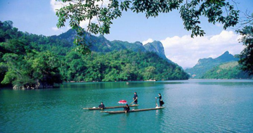 Cung đường mở lối đến hồ nước ngọt tự nhiên lớn nhất cả nước và lọt top thế giới gặp khó, lãnh đạo tỉnh lập tức vào cuộc