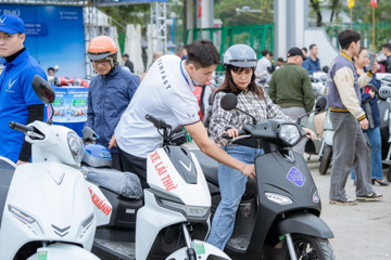 Nhà máy chạy hết công suất vẫn thiếu hàng: 2 mẫu xe điện 'ngựa ô' giúp VinFast lập kỷ lục 135.000 đơn/tháng