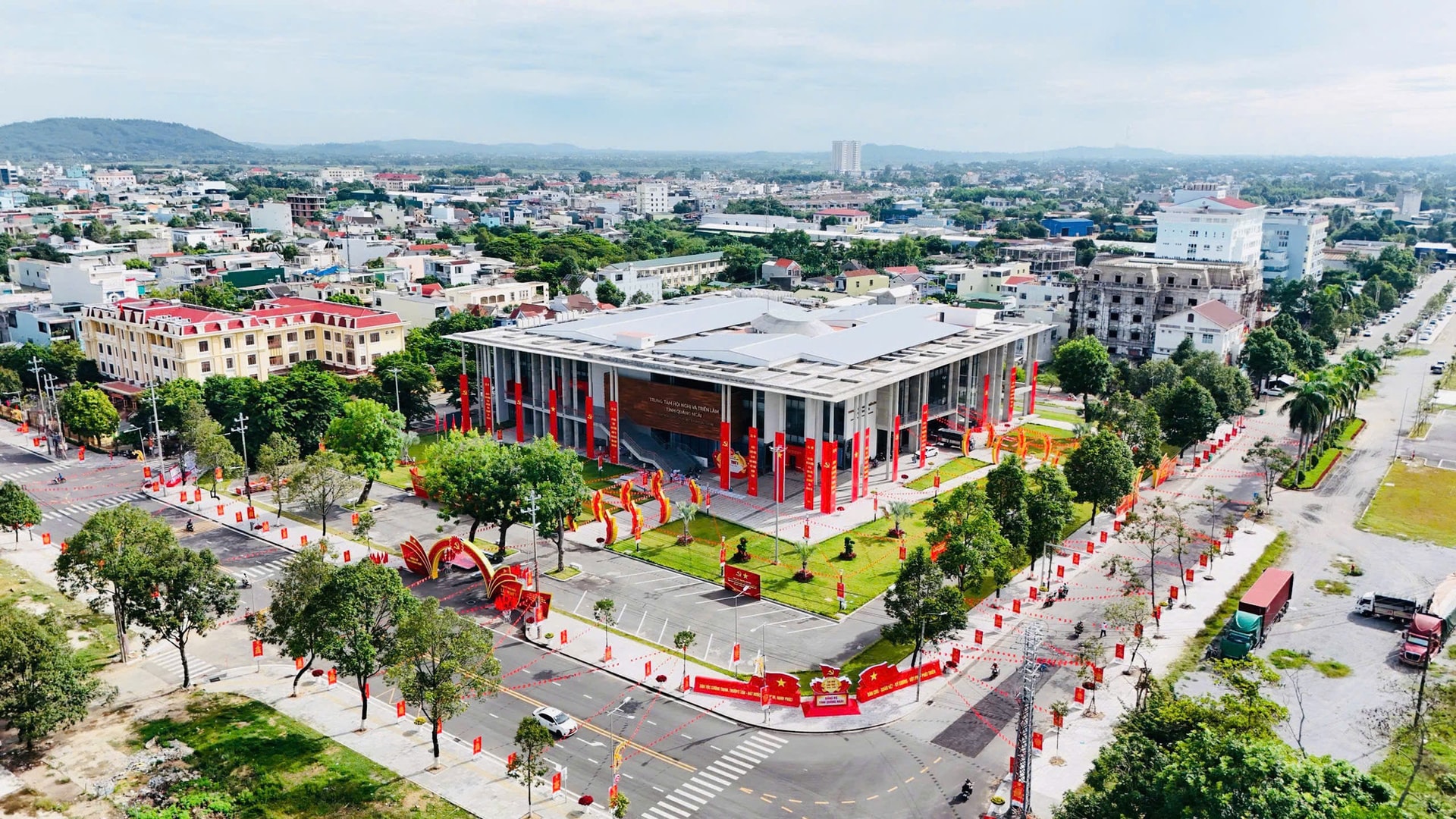 Một góc của tỉnh Quảng Ngãi. Nguồn ảnh: Báo Tiền Phong Một góc của tỉnh Quảng Ngãi. Nguồn ảnh: Báo Tiền Phong