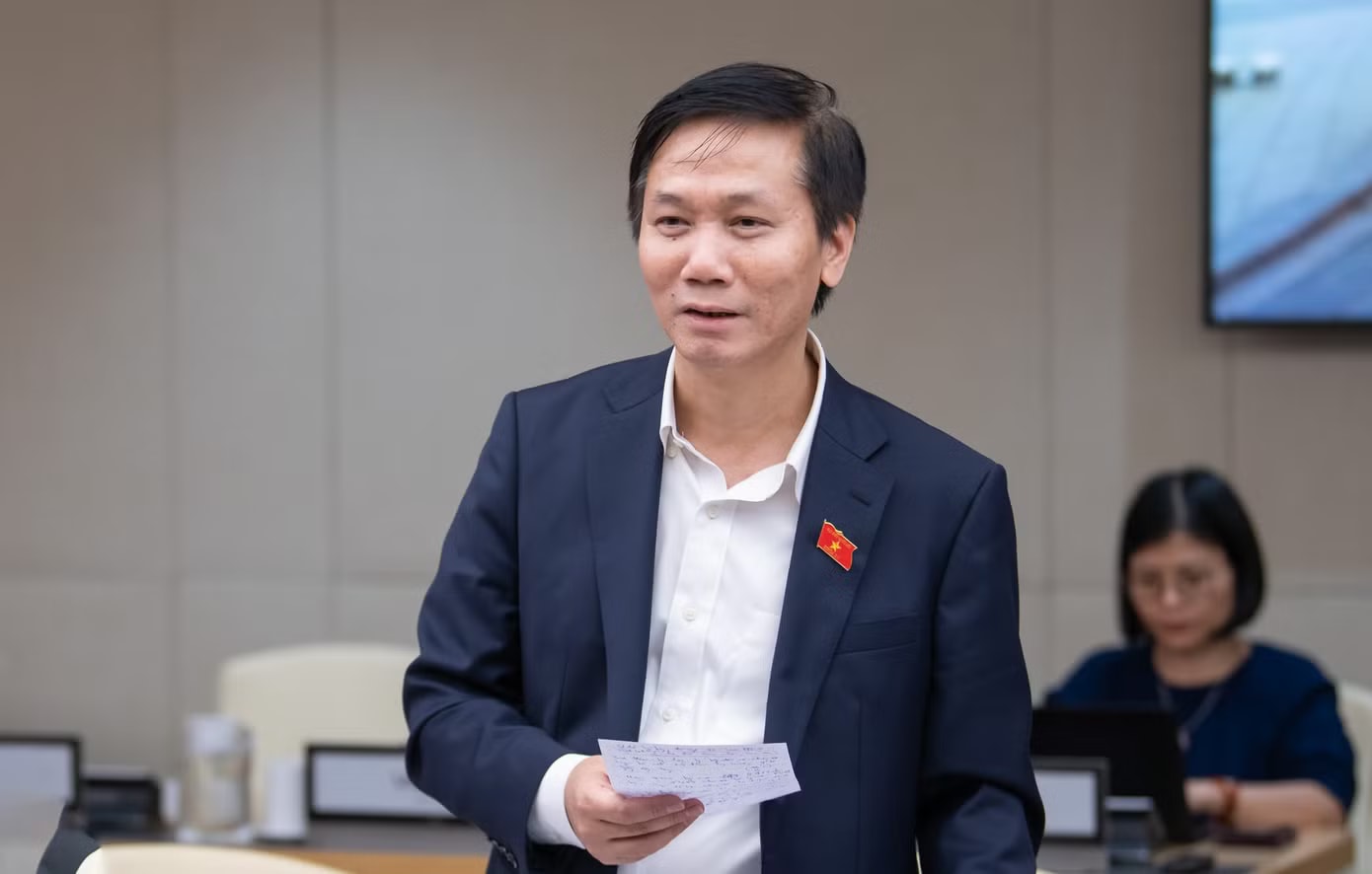 Phó Chủ nhiệm Ủy ban Văn hóa và Xã hội của Quốc hội Lâm Văn Đoan. Ảnh: QH Nghỉ Lễ Giỗ tổ Hùng Vương và 30/4 - 1/5: Có nên hoán đổi làm việc để nghỉ liên tiếp 9 ngày? - Ảnh 2.