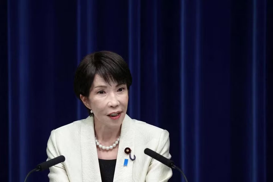 Thủ tướng Nhật Bản Sanae Takaichi. (Ảnh: Reuters) Thủ tướng Nhật Bản tìm cách đối thoại với lãnh đạo Iran trước tối hậu thư của Mỹ - Ảnh 1.