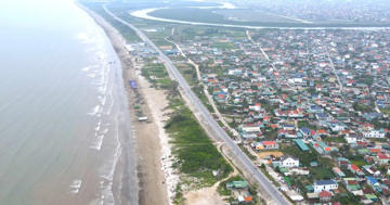 Sắp hoàn thành tuyến đường ven biển gần 5.000 tỷ tại tỉnh được mệnh danh là ‘Việt Nam thu nhỏ’