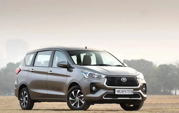 Toyota chào bán MPV 7 chỗ giá chưa tới 300 triệu, khách Việt nhìn sẽ thích, phù hợp với người chưa khá giả