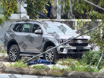 Ford Việt Nam úp mở xe mới đầu tháng 5: Ranger nâng cấp gần như chắc chắn, vẫn còn 'át chủ bài' chưa lộ diện