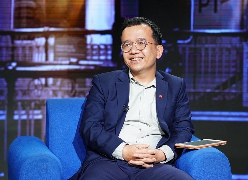 dautu.kinhtechungkhoan.vn-stores-news_dataimages-2024-072024-20-17-in_article-_ong-pham-luu-hung20240720174822.jpg