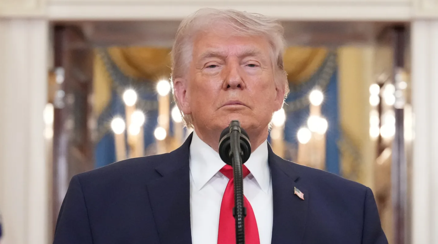 Nóng: Ông Trump đồng ý lệnh ngừng bắn hai tuần với Iran, giá dầu giảm mạnh 19% - Ảnh 1.