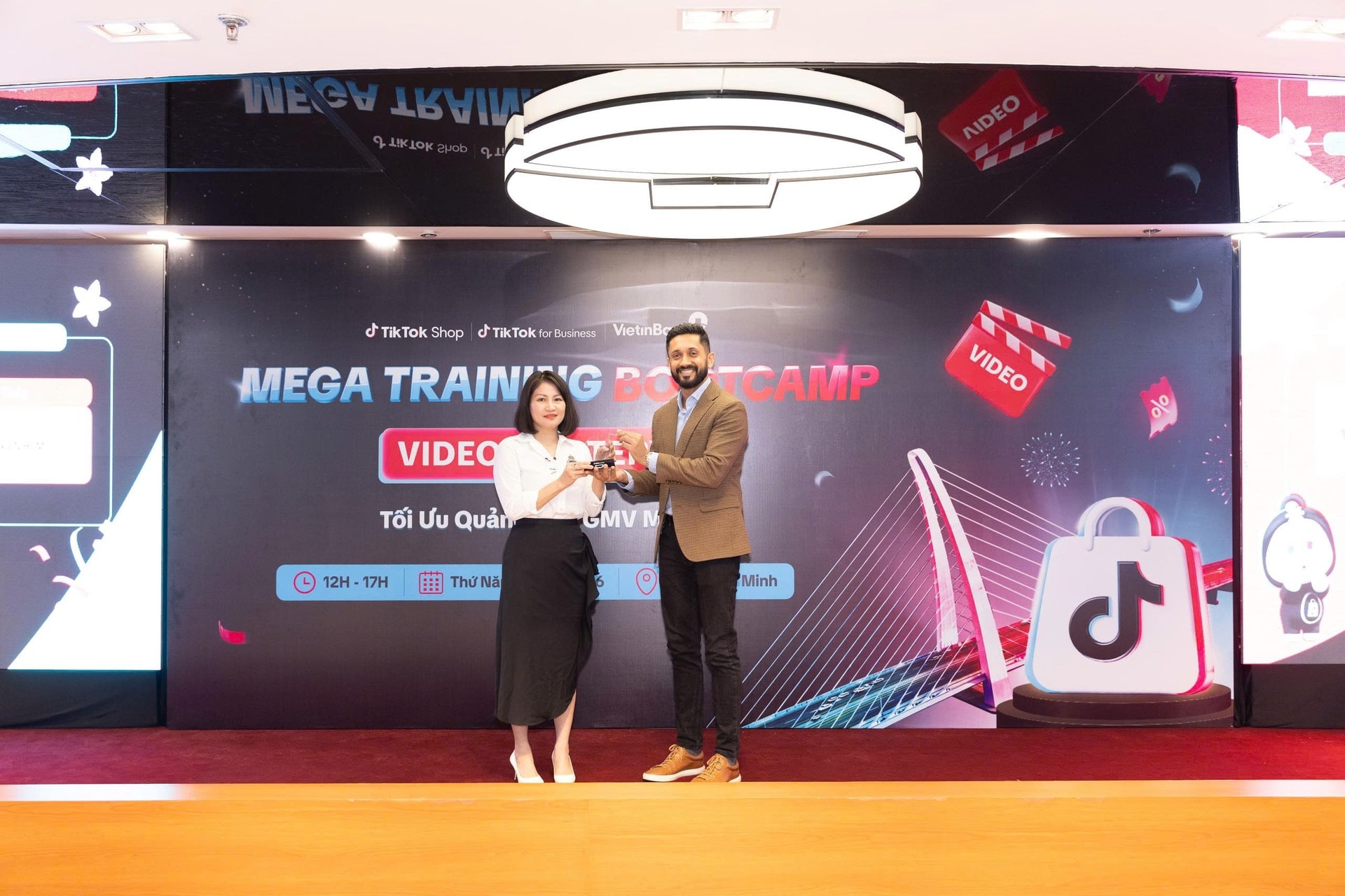 VietinBank & TikTok Shop: Mega Training Bootcamp - Hành trình từ TP.HCM đến Hà Nội - Ảnh 1.