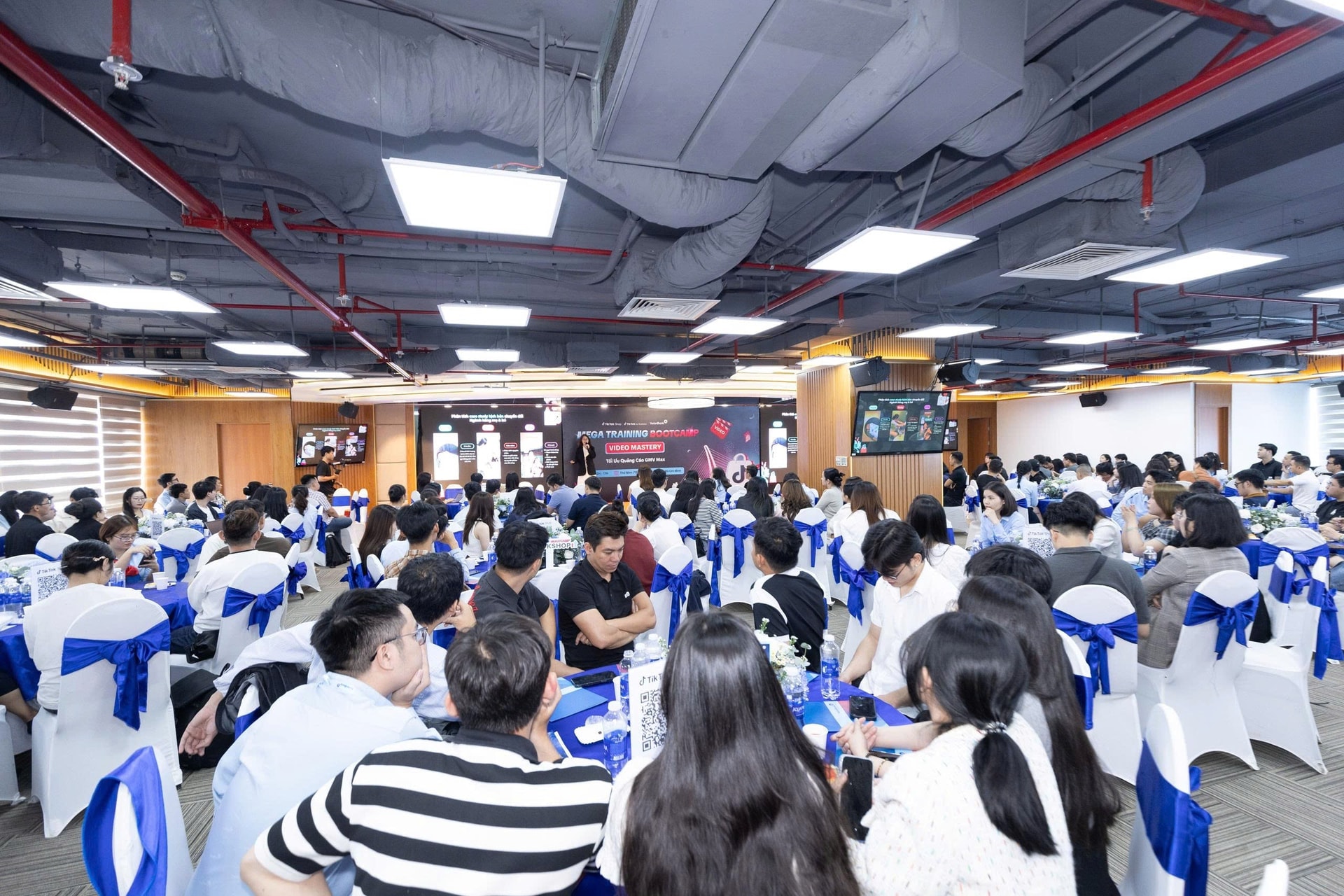 VietinBank & TikTok Shop: Mega Training Bootcamp - Hành trình từ TP.HCM đến Hà Nội - Ảnh 2.