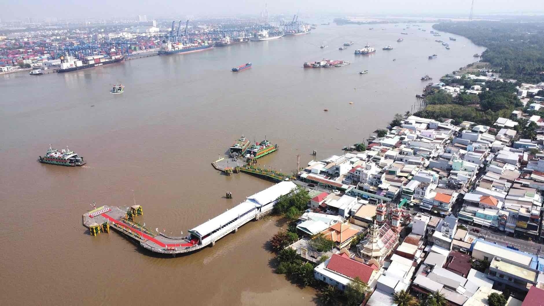 Khoảng 2 tháng nữa, khởi công cây cầu gần 20.000 tỷ nối 2 tỉnh thành giàu nhất cả nước, kết thúc sứ mệnh bến phà có từ thời Pháp thuộc- Ảnh 2.