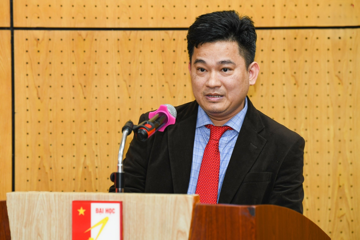 Giáo sư trẻ nhất Việt Nam có vợ là Hoa hậu quốc tế, hiện công tác tại Đại học top 360 thế giới và số 1 trong nước