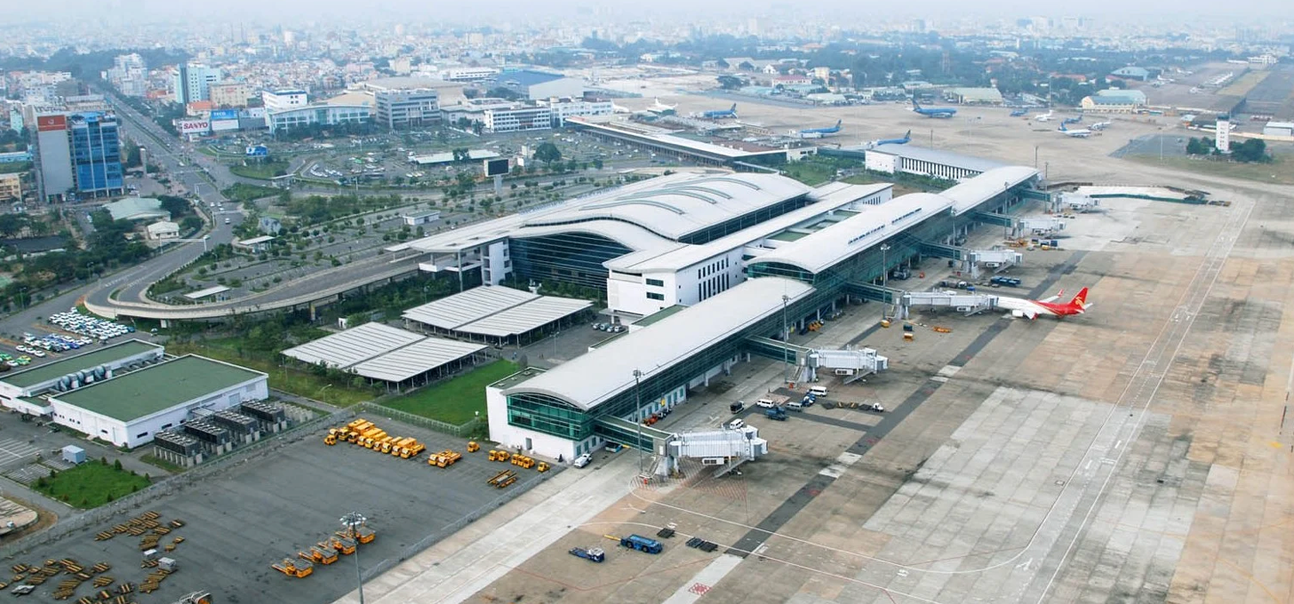 Sân bay trăm tuổi lớn bậc nhất Việt Nam sẽ được ‘lên đời’- Ảnh 2. Sân bay trăm tuổi lớn bậc nhất Việt Nam sẽ được ‘lên đời’- Ảnh 2.