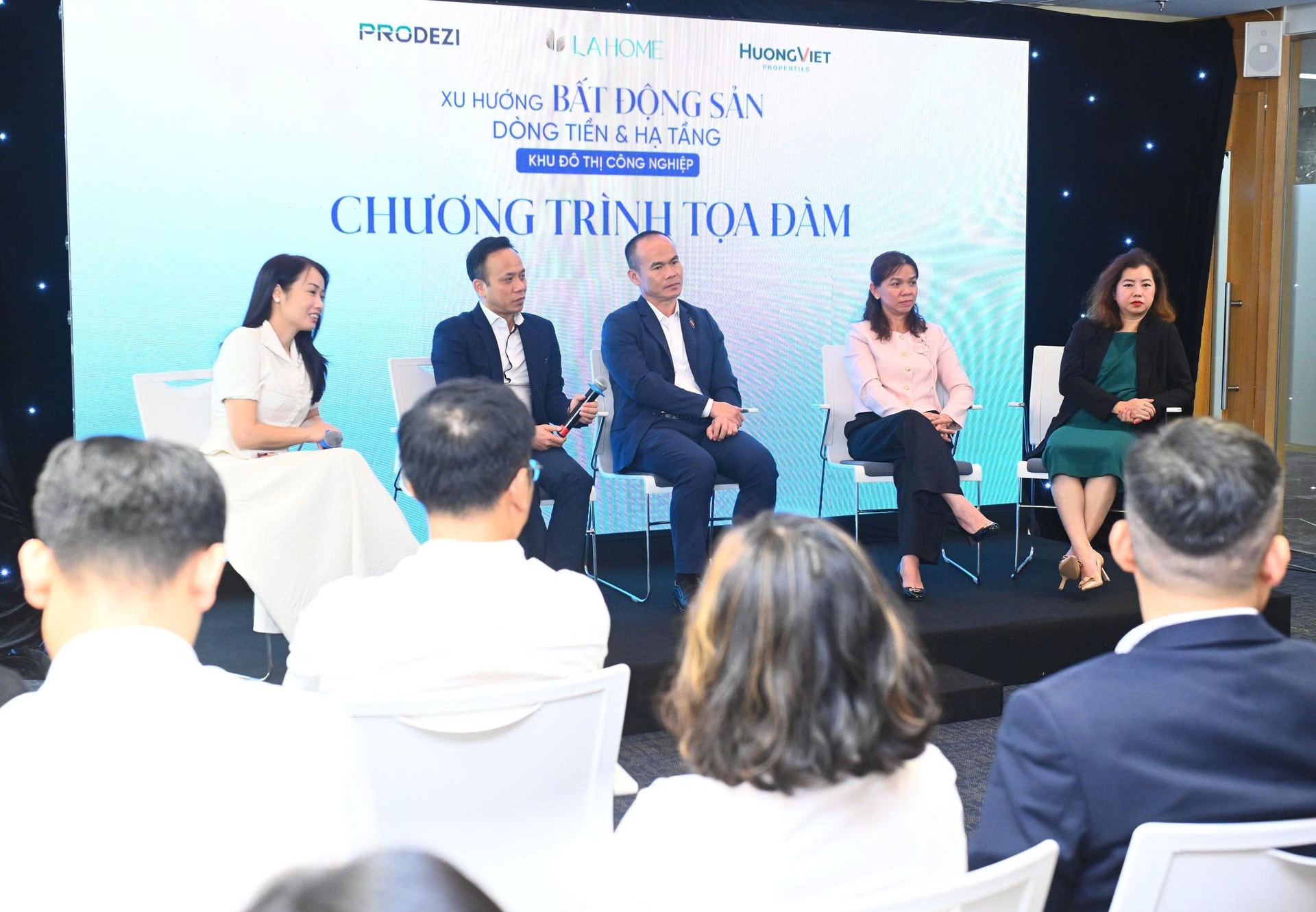 Tư duy đầu tư bất động sản thay đổi: Lộ diện công thức tối ưu dòng vốn vào cửa ngõ TP. HCM- Ảnh 2. Tư duy đầu tư bất động sản thay đổi: Lộ diện công thức tối ưu dòng vốn vào cửa ngõ TP. HCM- Ảnh 2.