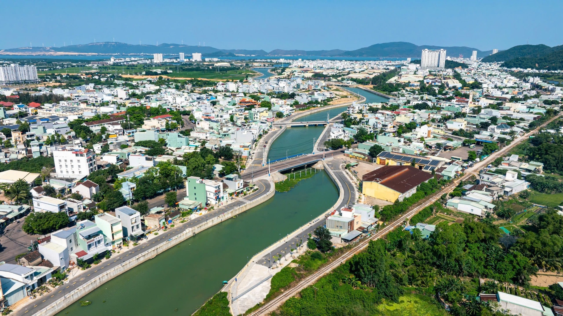 Tỉnh rộng bậc nhất Tây Nguyên sắp có siêu đô thị trên 32,6ha đất vàng - Ảnh 1. Tỉnh rộng bậc nhất Tây Nguyên sắp có siêu đô thị trên 32,6ha đất vàng - Ảnh 1.