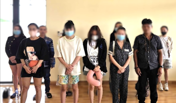 Bắt nóng, trao trả 14 người Việt tại một cơ sở massage ở Campuchia