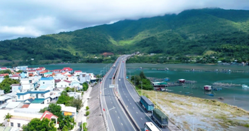 Huế nghiên cứu đầu tư xây thêm cầu vượt đường sắt