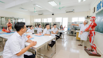 2026, trường Đại học 'cổ' nhất Việt Nam dành 40% chỉ tiêu tuyển thẳng, ai có cơ hội vào bằng 'vé VIP'?