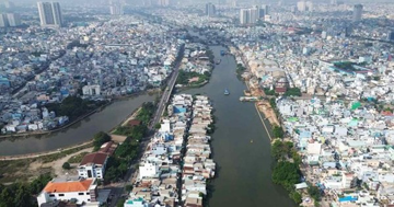 Chi gần 100.000 tỷ giải tỏa 15.708 căn nhà, TP giàu nhất Việt Nam quyết 'xóa sổ' kênh đen tại 3 phường