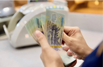 Đề xuất chuyên gia vào khu vực công được hưởng phụ cấp tới 300% lương