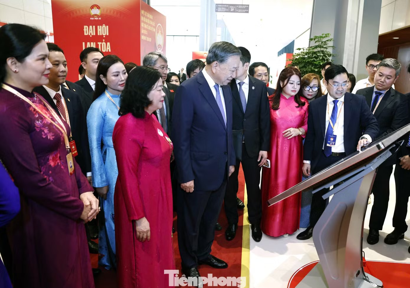 Tổng Bí thư, Chủ tịch nước Tô Lâm dự khai mạc Đại hội MTTQ Việt Nam lần thứ XI - Ảnh 5.