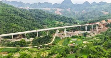 2 cao tốc địa đầu Đông Bắc của Tổ quốc có bóng dáng Tập đoàn Đèo Cả vượt khó, nỗ lực vượt tiến độ