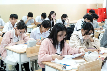 Cấm các trường dạy thêm, học thêm hè dưới mọi hình thức