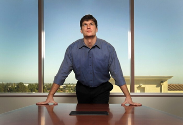 Huyền thoại bán khống Michael Burry cảnh báo 'cú sập mới' của TTCK Mỹ, nhà đầu tư chú ý