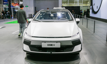 Mẫu sedan điện mới của Hyundai vừa lộ thông số đã gây sức ép lên Tesla và xe điện Trung Quốc