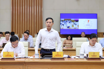 Thống đốc NHNN Phạm Đức Ấn báo cáo Thủ tướng Lê Minh Hưng về ‘mỏ vàng’ mới của toàn ngành
